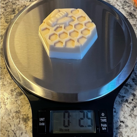 Bumble | All Natural Goat Milk Soap 2.5 oz Bar - Picture 5 of 7